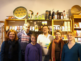 Mitarbeiter im Weltladenteam